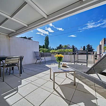 Sea Tropez-grand Studio, Terrasse Vue Mer, Garage * سان تروبيه